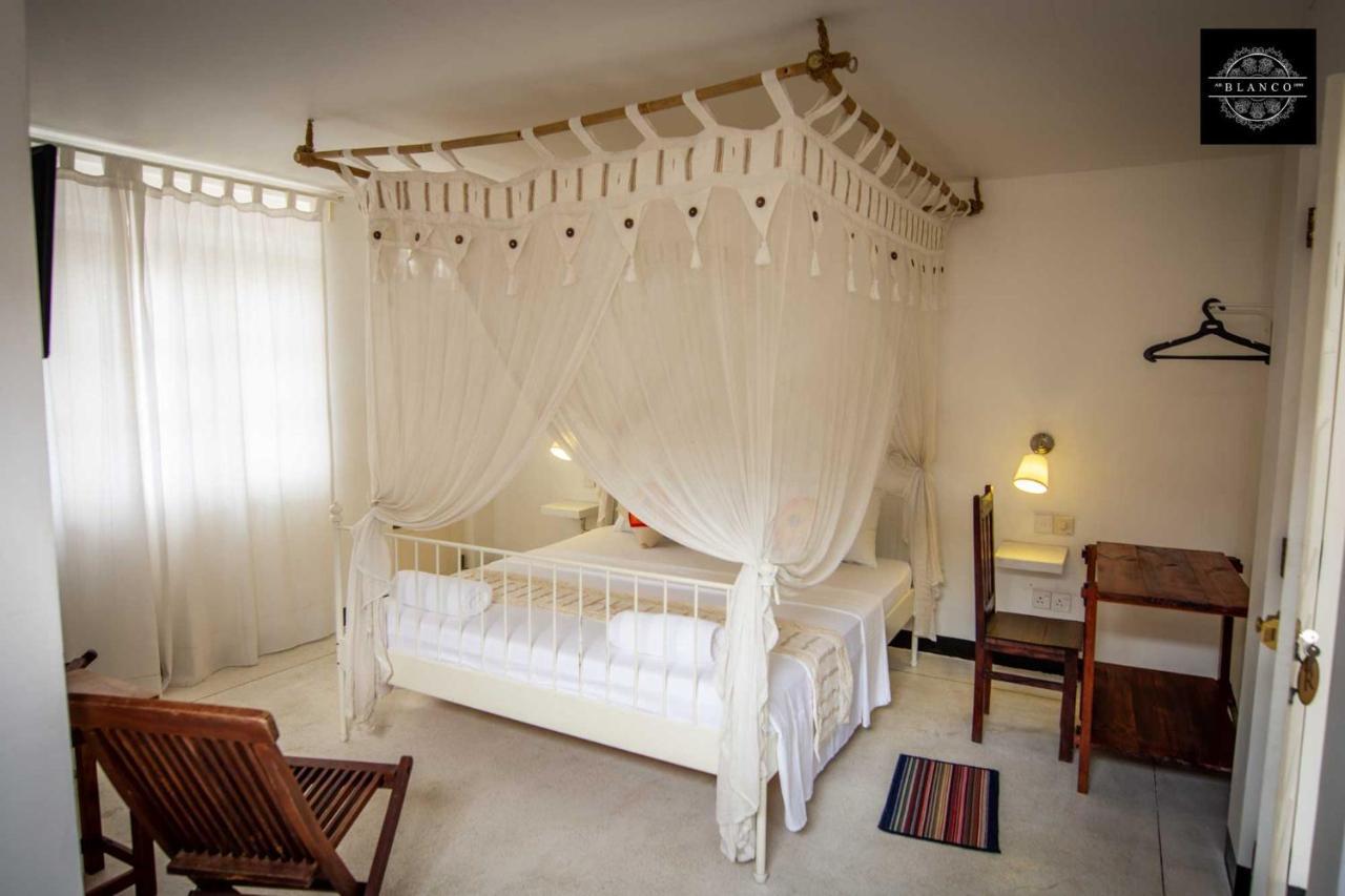 Villa Blanco Dehiwala-Mount Lavinia Ngoại thất bức ảnh